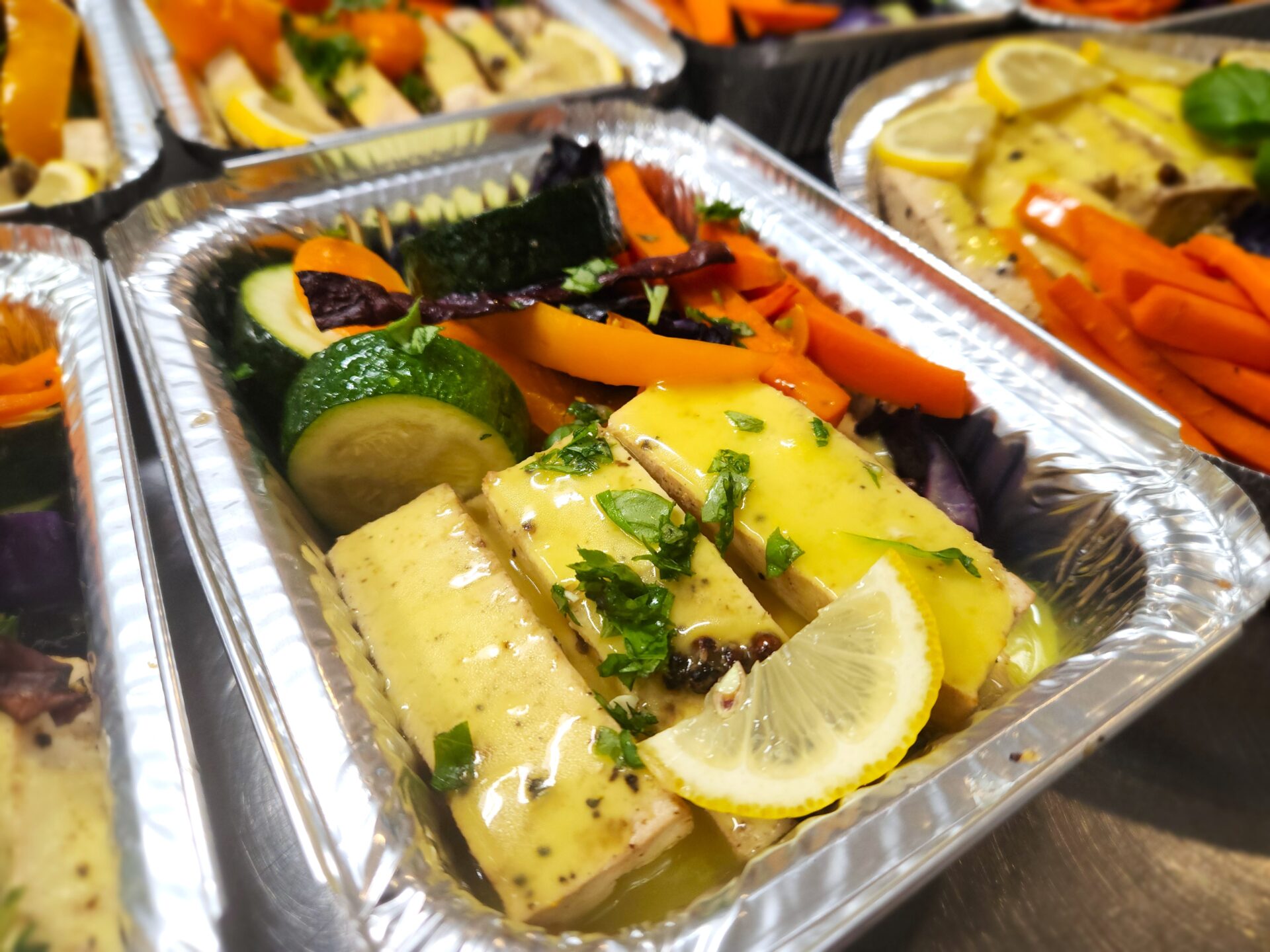 Tofu poivre noir, sauce citronnée