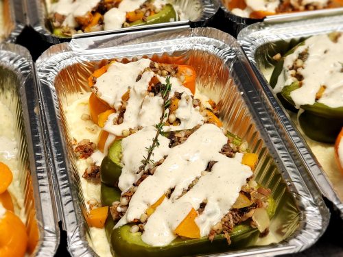 Poivrons farcis au haché de noix de Grenoble (Repas congelé)