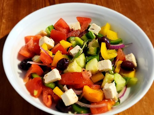 Salade grecque au feta d'amande