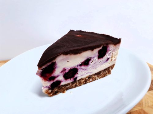 Gâteau cru aux cerises