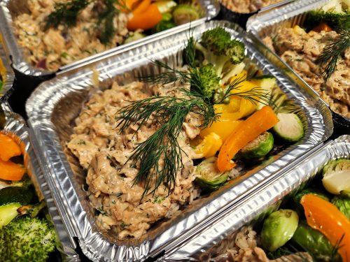 "Poulet"sauce arachide et aneth (Repas congelé)